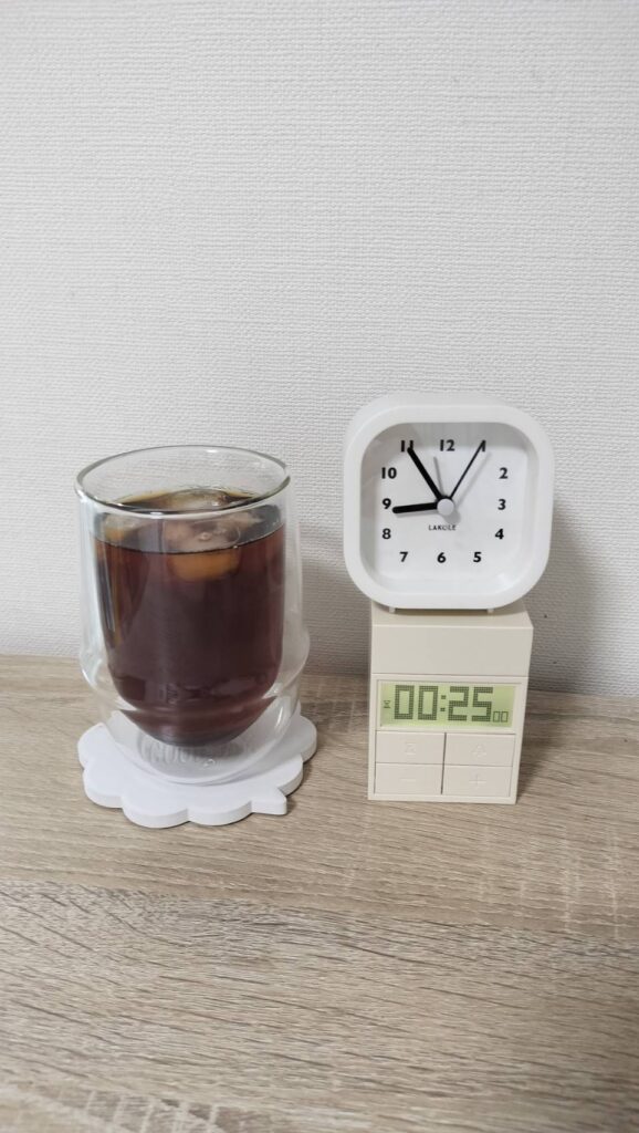 時計と飲み物②